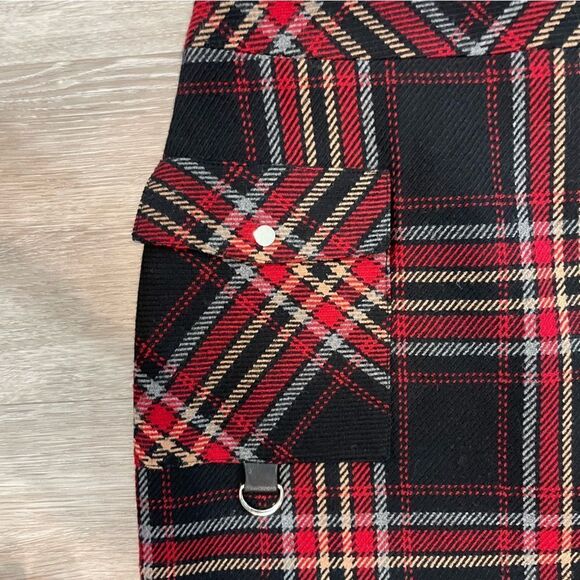 Korean Brand Wool Red an Black Plaid Slim Fit Pencil Skirt Two Patch Pockets M - Picture 2 of 9